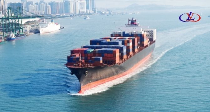 Cảng Việt Nam tiếp nhận siêu tàu container 179652
